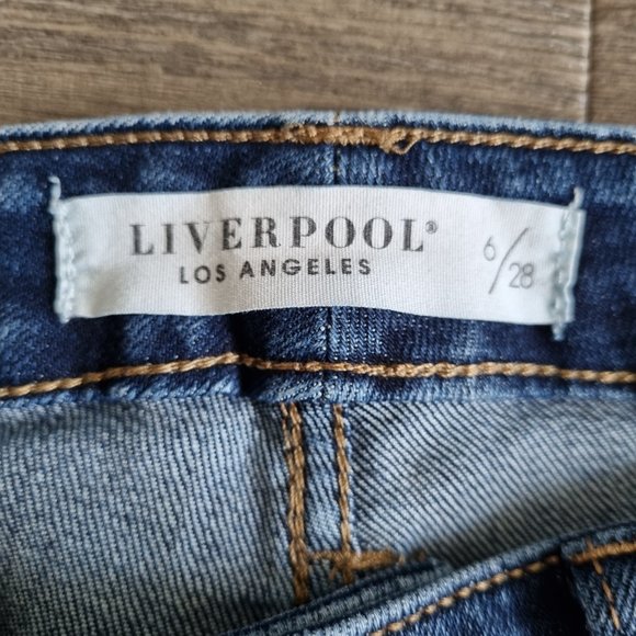 Liverpool Los Angles Marley Girlfriend Eco Jeans Size 6/28 - Picture 3 of 11